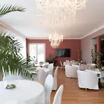 Maria Hotel 3*