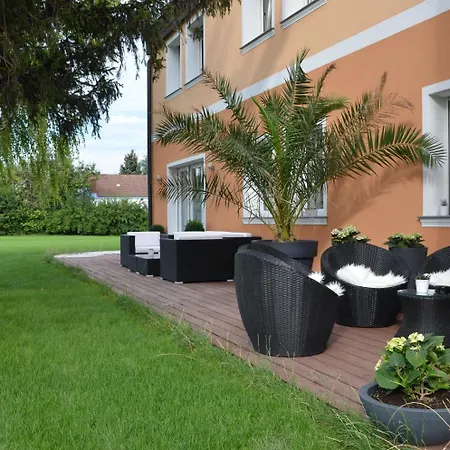 Maria Hotel