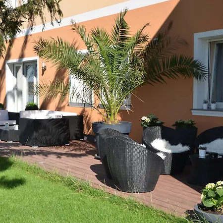 Maria Hotel