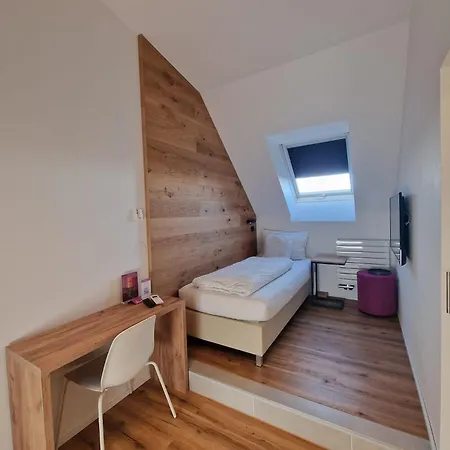 Maria Hotel