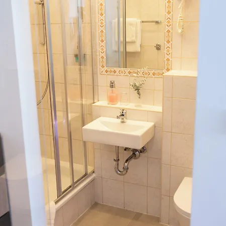 Maria 3* Gramatneusiedl